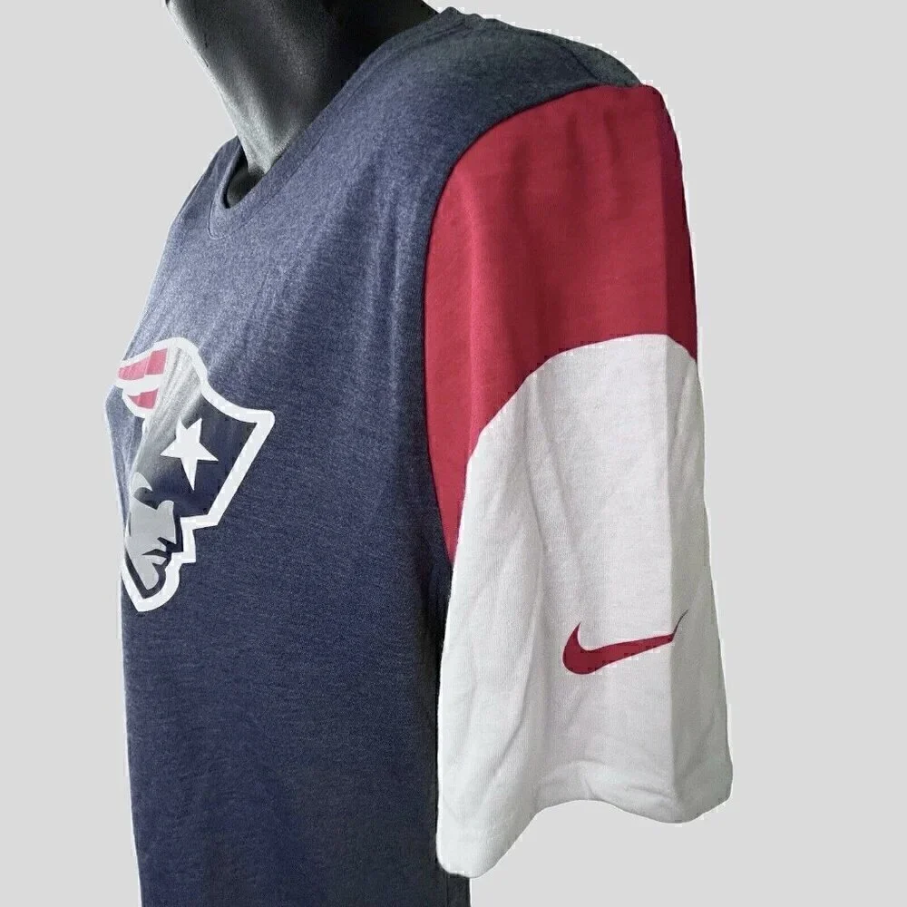 New England Patriots The Nike Tee NFL Team Apparel Women’s L Heather Navy